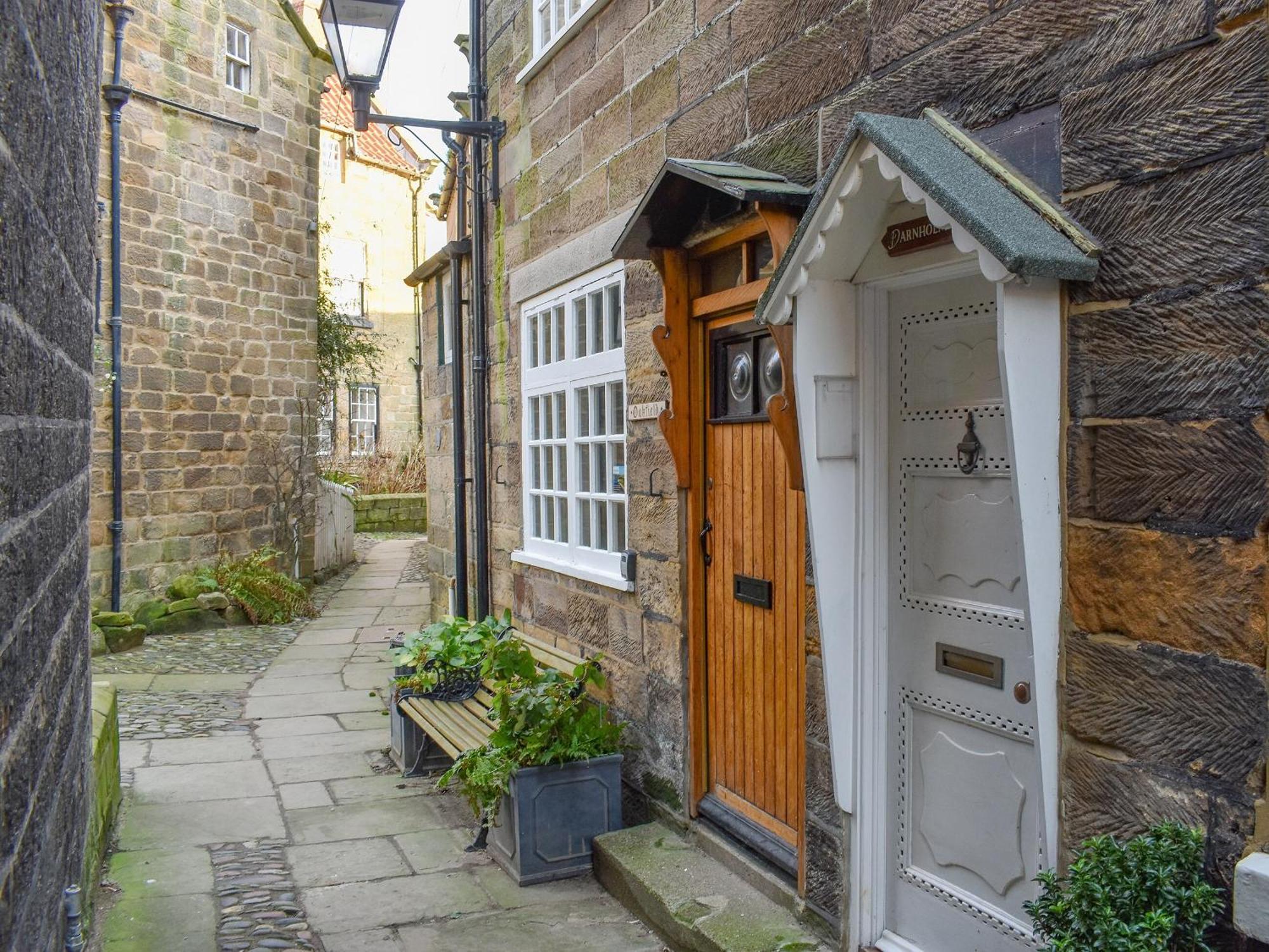 Oakfield Cottage Robin Hood's Bay Exterior photo