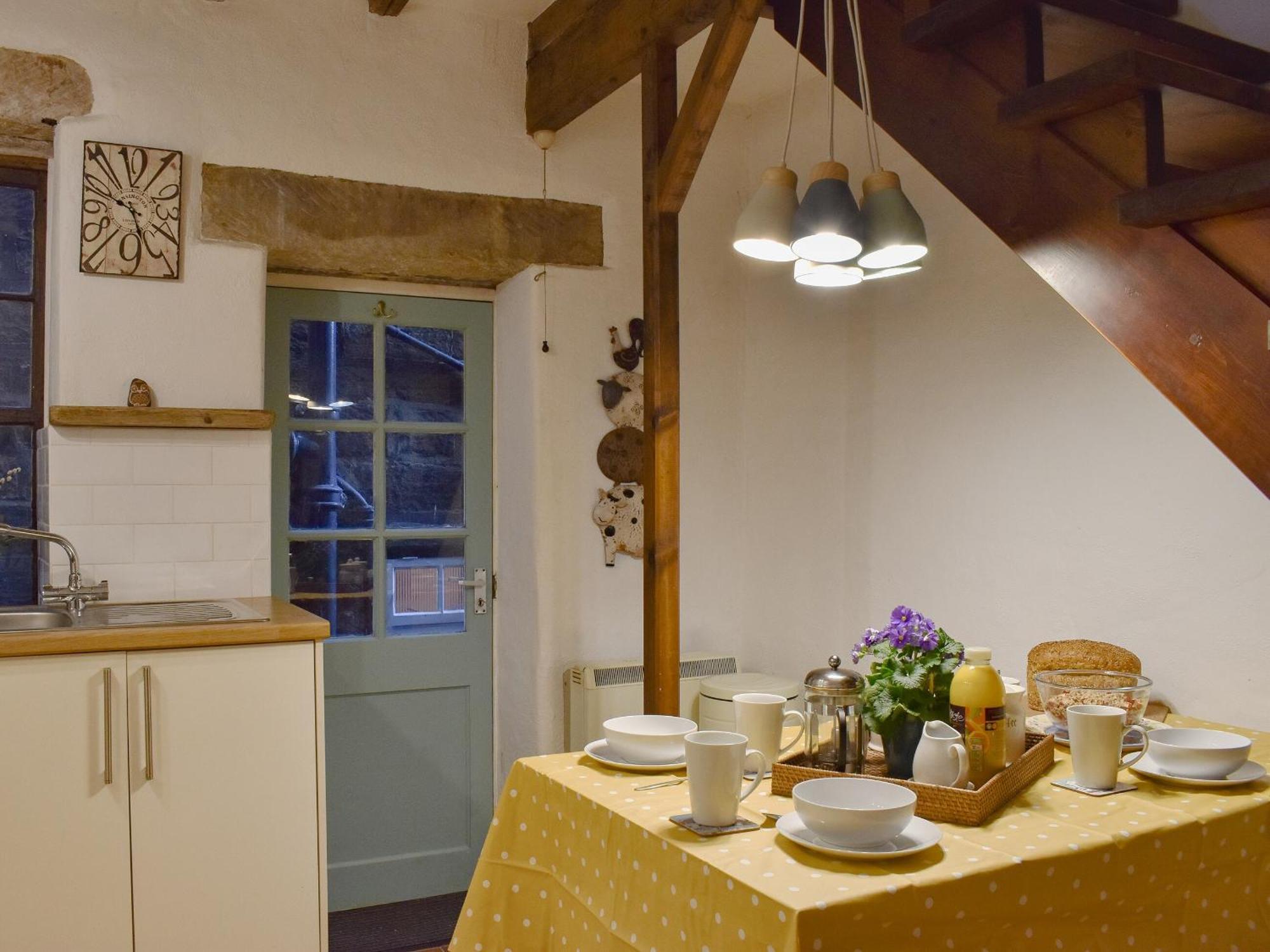 Oakfield Cottage Robin Hood's Bay Exterior photo